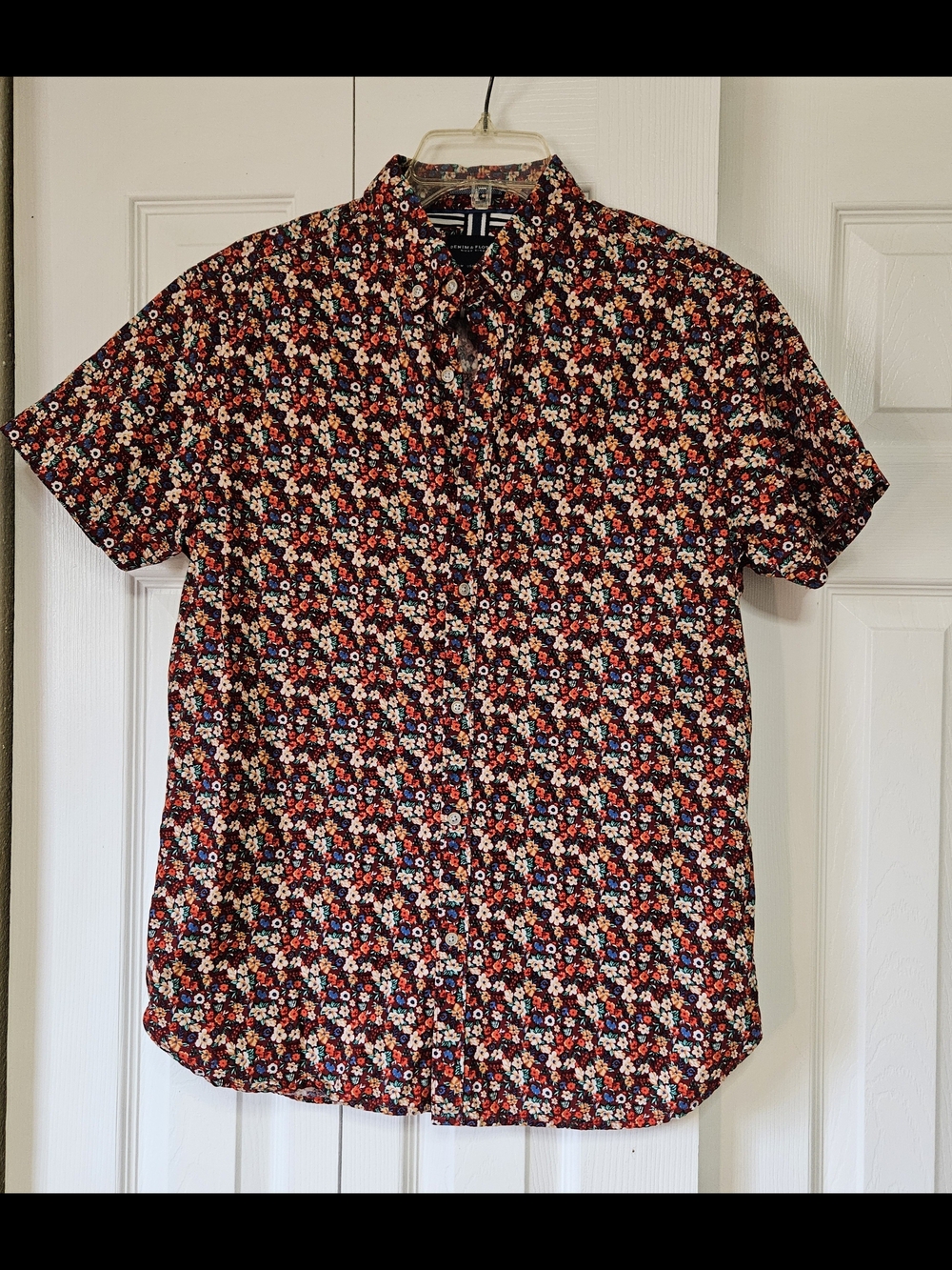 Denim & Flower Men's Short-Sleeve Floral Button-Down Shirt - Red & Navy